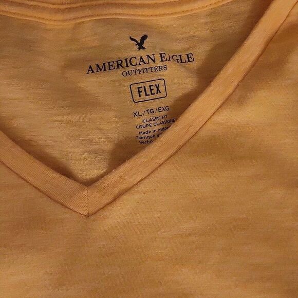 American Eagle Short Sleeve Orange V-Neck - Picture 3 of 3